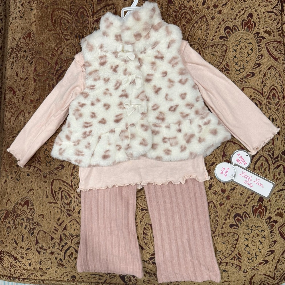 Charming Pink and White Pajama Set with Lace Trim
